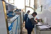 بازدید و کنترل آزمایشگاهی شیرخام ورودی توسط خودروهای حمل و  مراکز جمع آوری در شهرستان دهگلان 